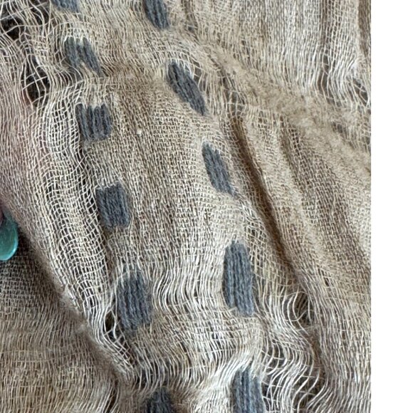 Eileen Fisher Distress Lightweight Beige Scarf With Gray Dotted Pattern - Picture 3 of 8
